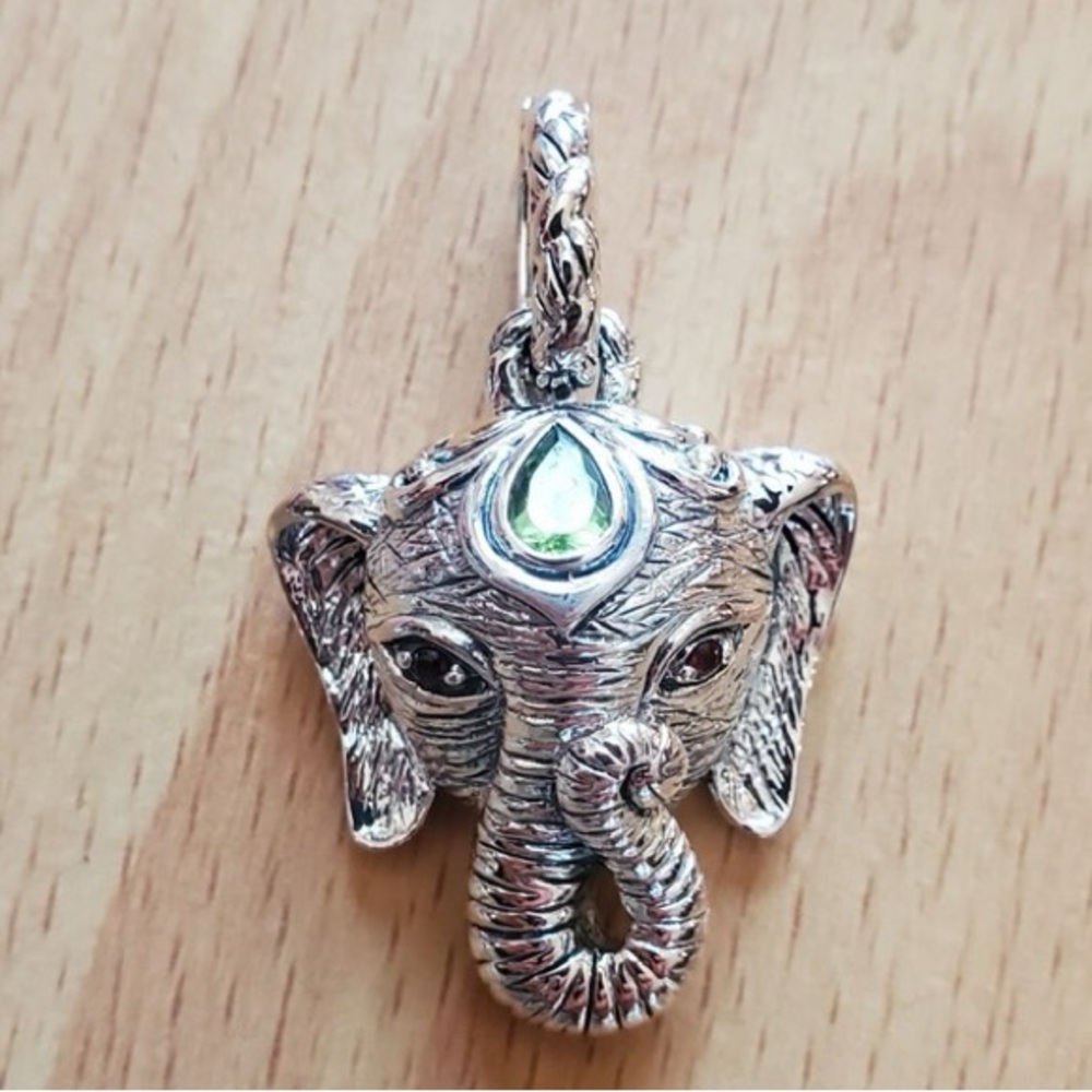 John Hardy Silver Elephant Necklace with Green Gem - Picture 2 of 5
